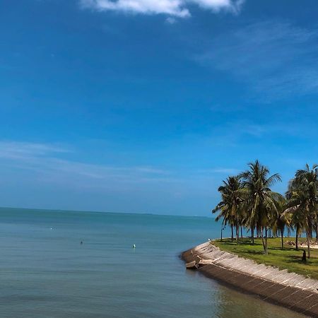 Pd Infront Seaview Apartment Петалинг Джая Екстериор снимка