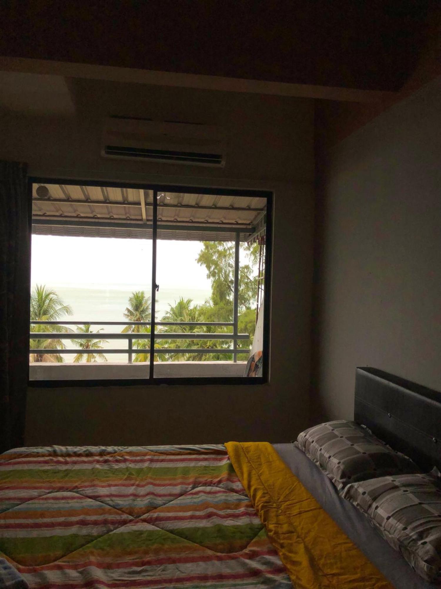 Pd Infront Seaview Apartment Петалинг Джая Екстериор снимка